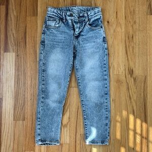 Art Class Girlfriend Style Jeans